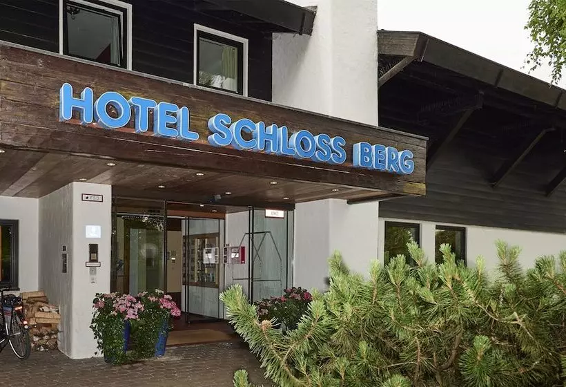 Отель Schloss Berg