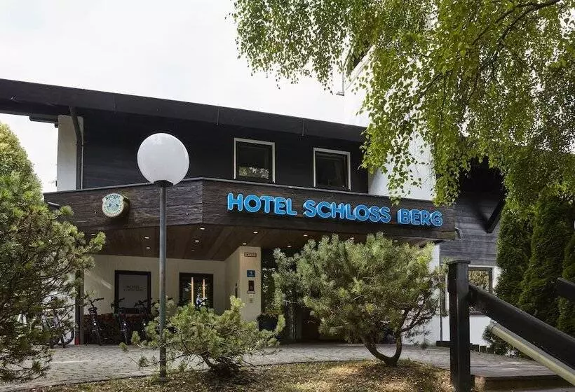 Отель Schloss Berg