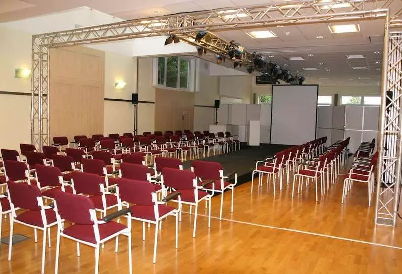 Отель Schloss Berg