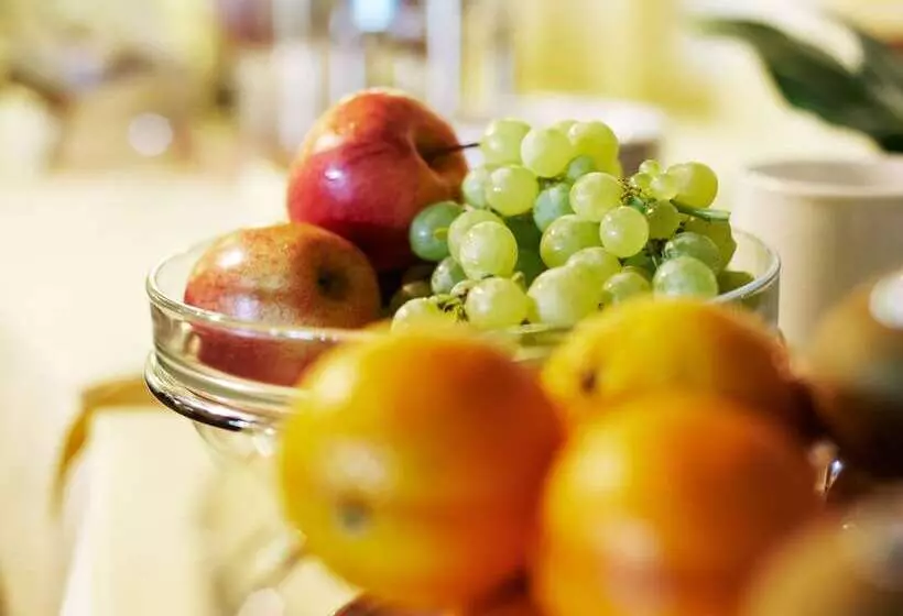 Отель Schloss Berg