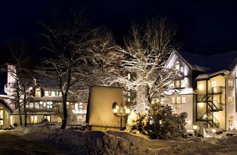 Land Und Kurhotel Tommes