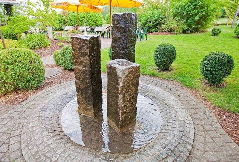 ペンション Gasthof Engel