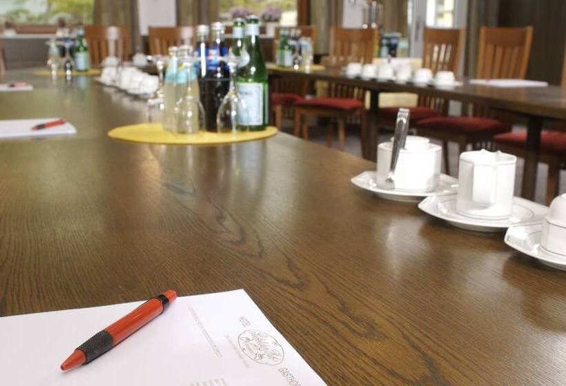 بنسيون Gasthof Seefelder Hof