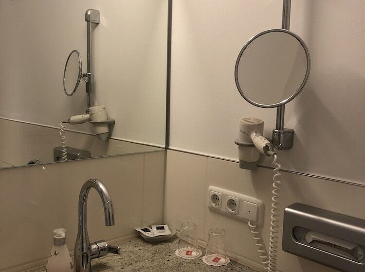 بنسيون Gasthof Seefelder Hof