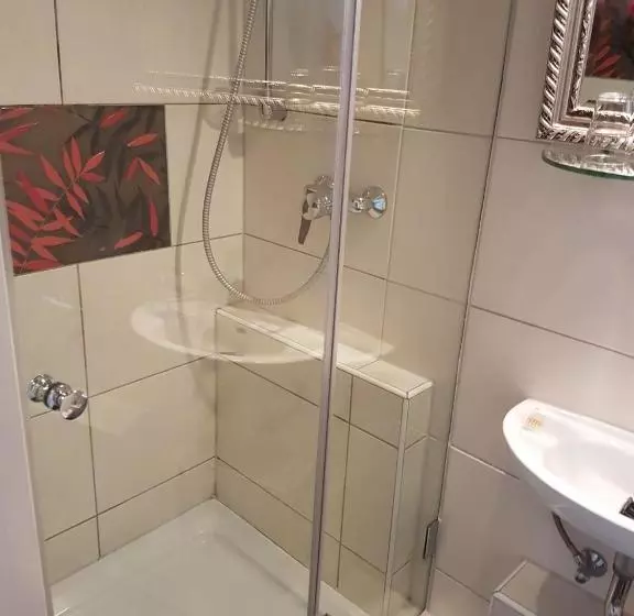 펜션 Gästehaus Graupner