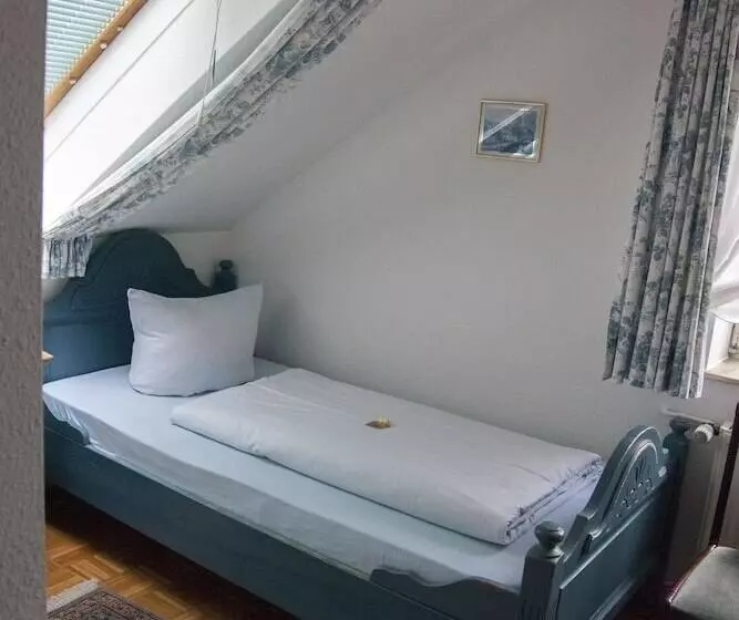 פנסיון Lerie Gasthaus Schubert