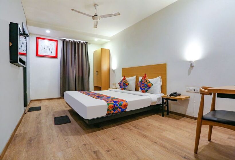 Fabhotel Urban Residency