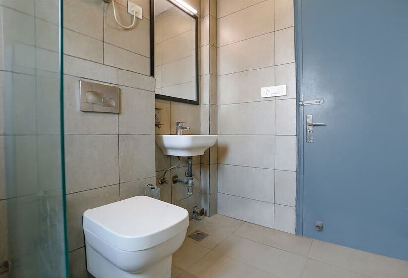 Fabhotel Urban Residency