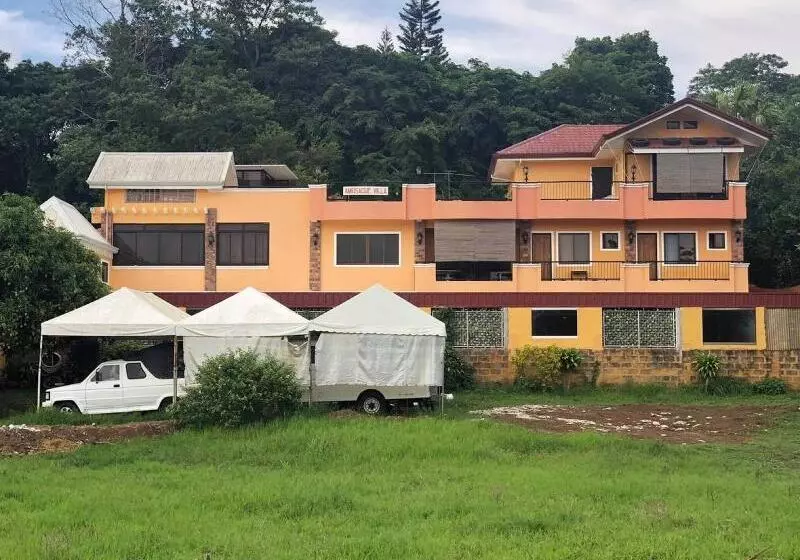 Hotelli Amirsache Villa