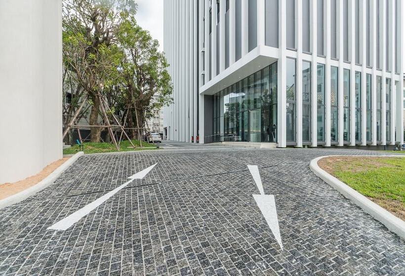 Arbour Hotel And Residence