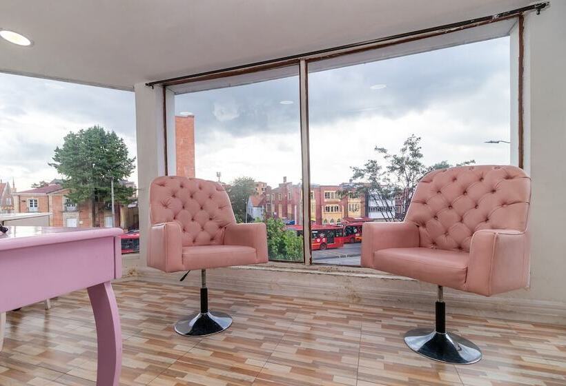 فندق Ayenda Eloina