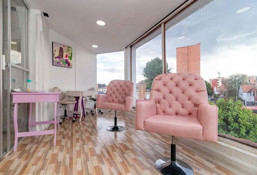 فندق Ayenda Eloina