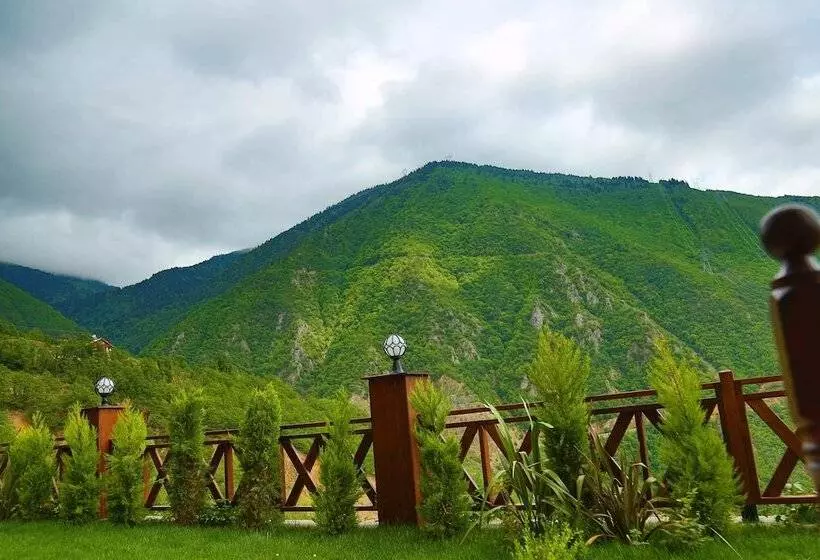 هتل Dergiz Tatil Koyu