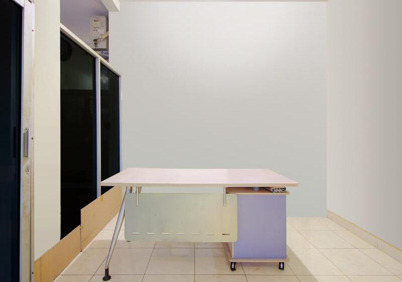 Hotel D'kost 3 Syariah By Oyo Rooms