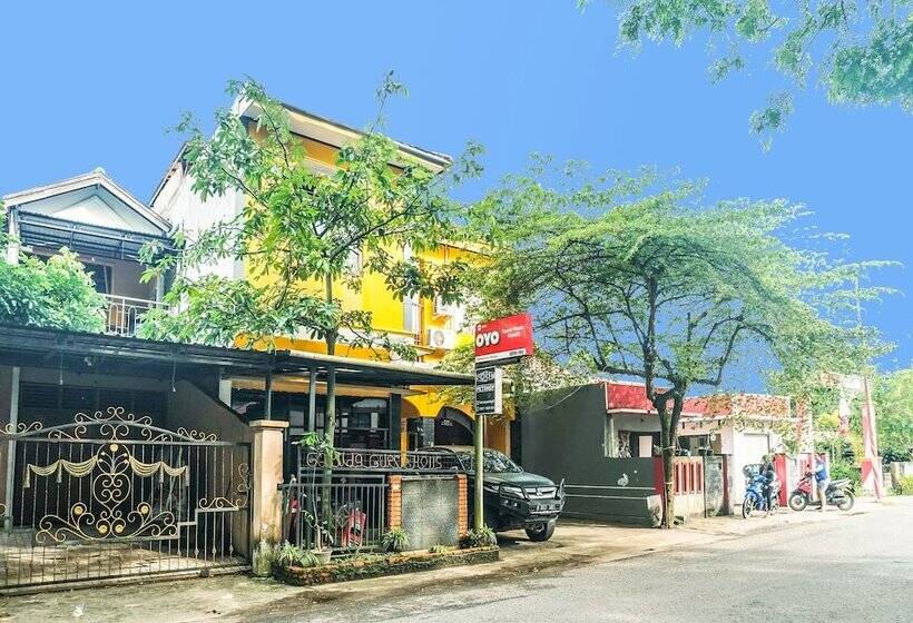 酒店 Garuda Guest House By Oyo Room