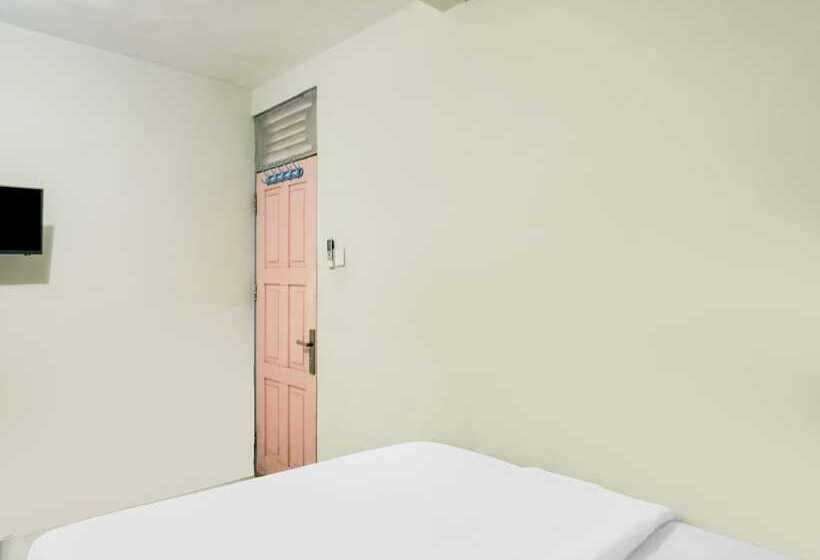 酒店 Garuda Guest House By Oyo Room