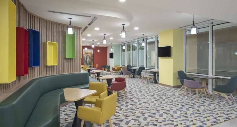 هتل Hampton By Hilton Doha Old Town