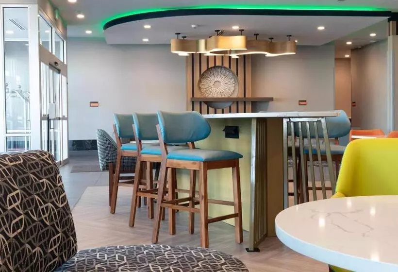 Hotelli La Quinta Inn & Suites By Wyndham San Antonio Seaworld Lafb