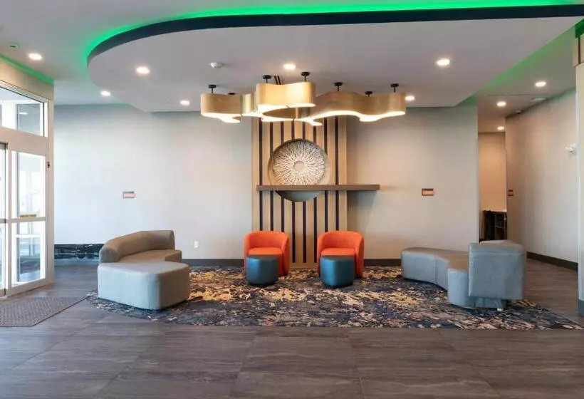 Hotelli La Quinta Inn & Suites By Wyndham San Antonio Seaworld Lafb