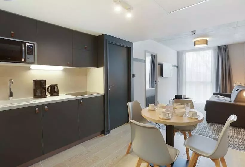 ホテル Odalys City Toulouse Blagnac Aéroport