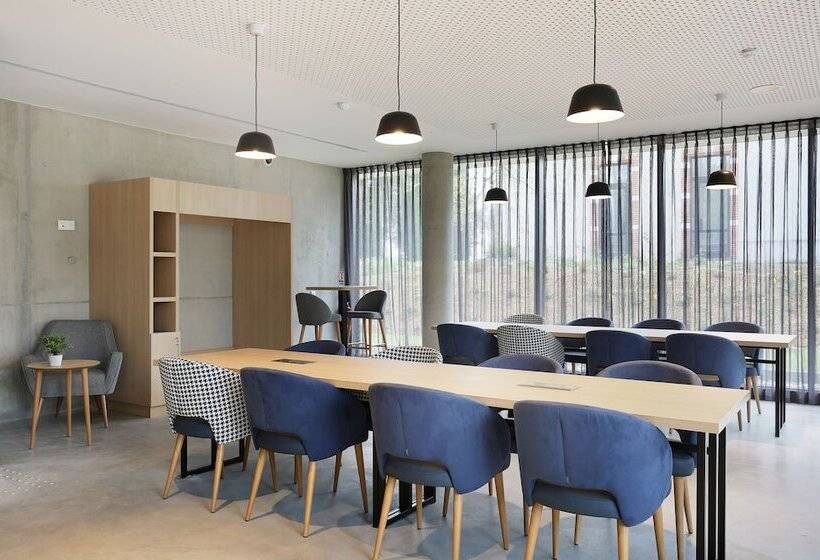 בית מלון כפרי Odalys City Toulouse Blagnac Aéroport