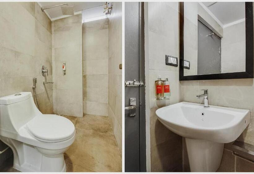 בית מלון כפרי Super Townhouse Begumpet Near Hyderabad Central