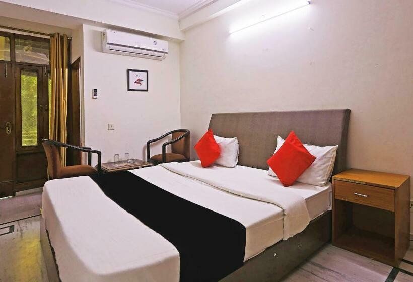 Capital O Hotel Perfect Inn