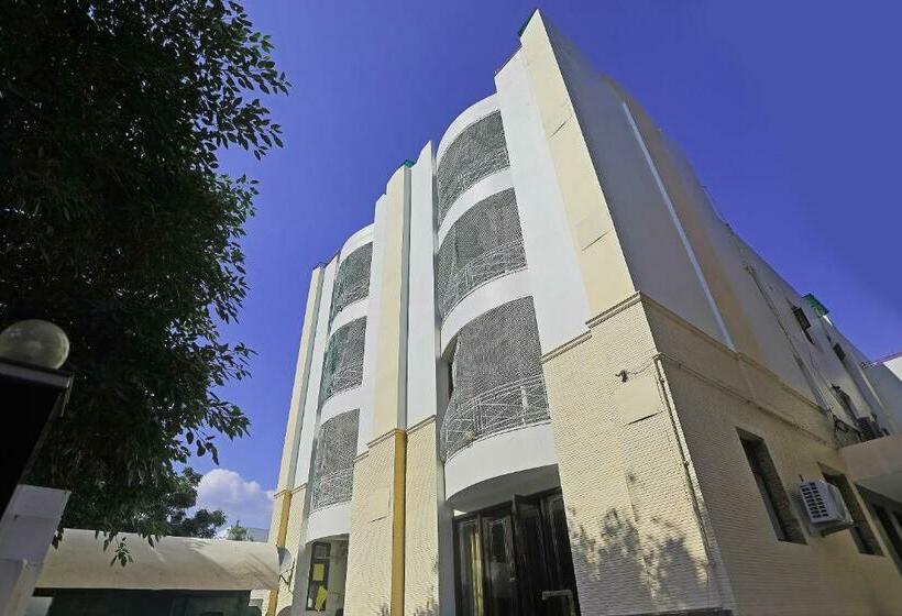 Capital O Hotel Perfect Inn