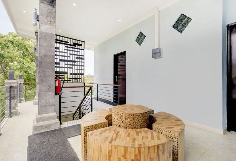 בית מלון כפרי Puri Kramas Canggu By Oyo Rooms