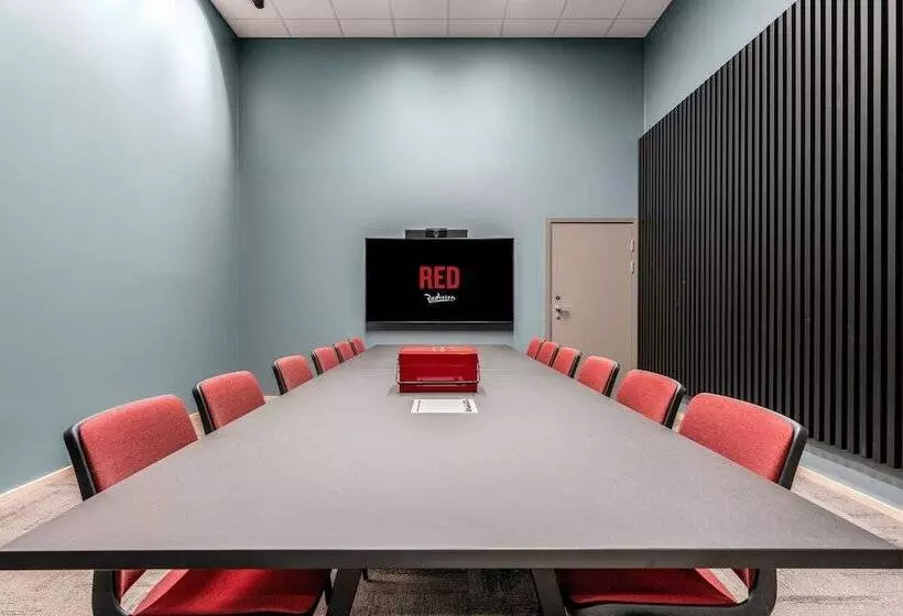هتل Radisson Red Oslo økern
