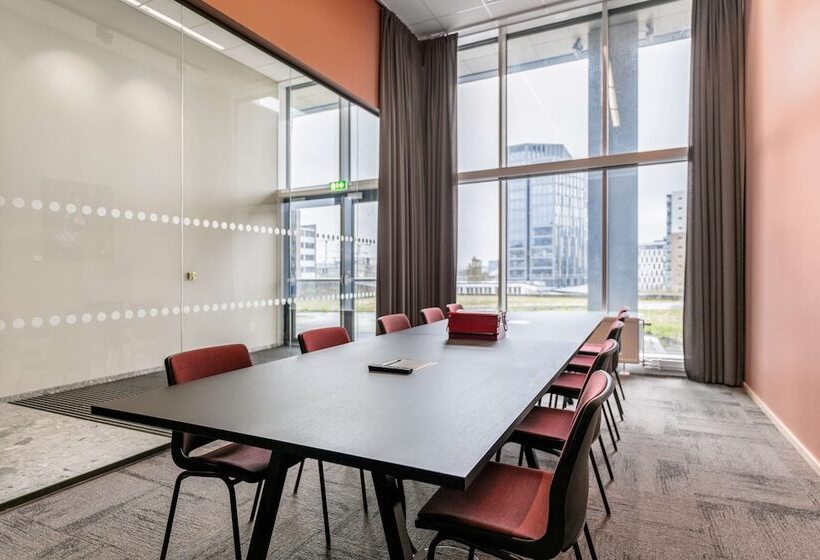 هتل Radisson Red Oslo økern