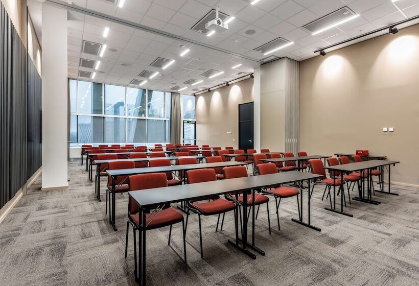 هتل Radisson Red Oslo økern