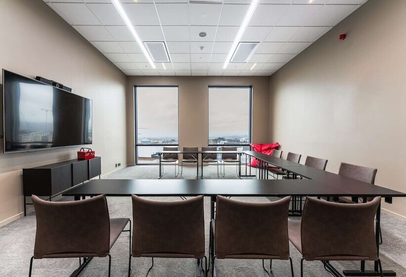 هتل Radisson Red Oslo økern