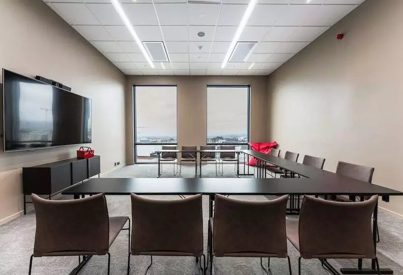 هتل Radisson Red Oslo økern