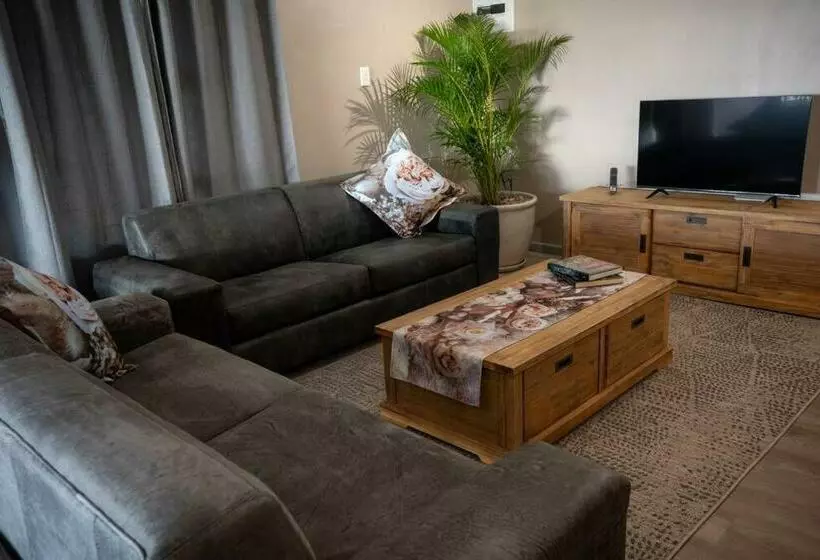 La Belle Vie At Village Living