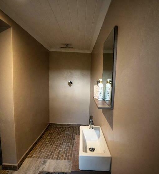 La Belle Vie At Village Living