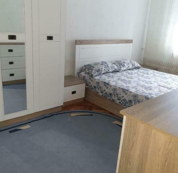 Apartamentul Ema