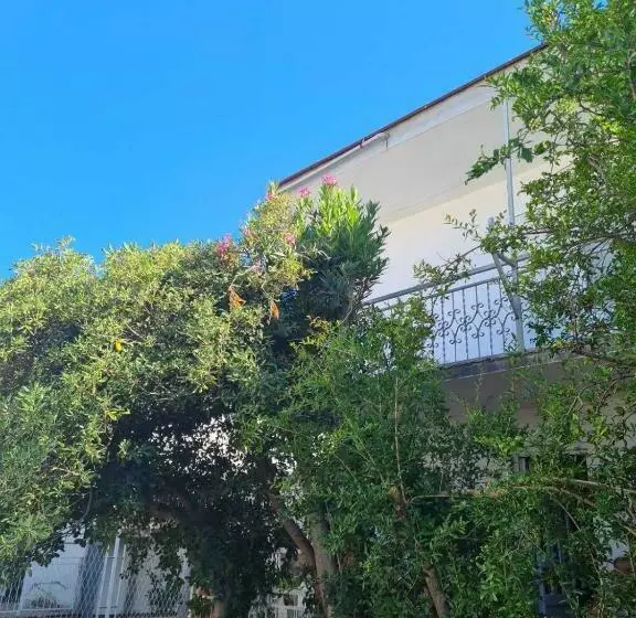 Apartmani Sutomore