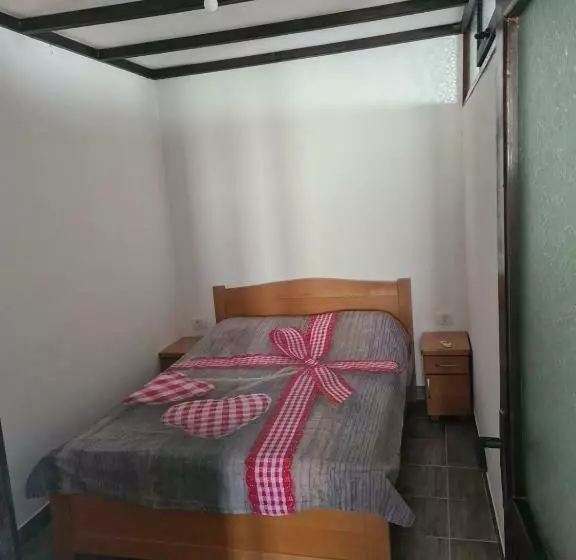 Apartmani Sutomore