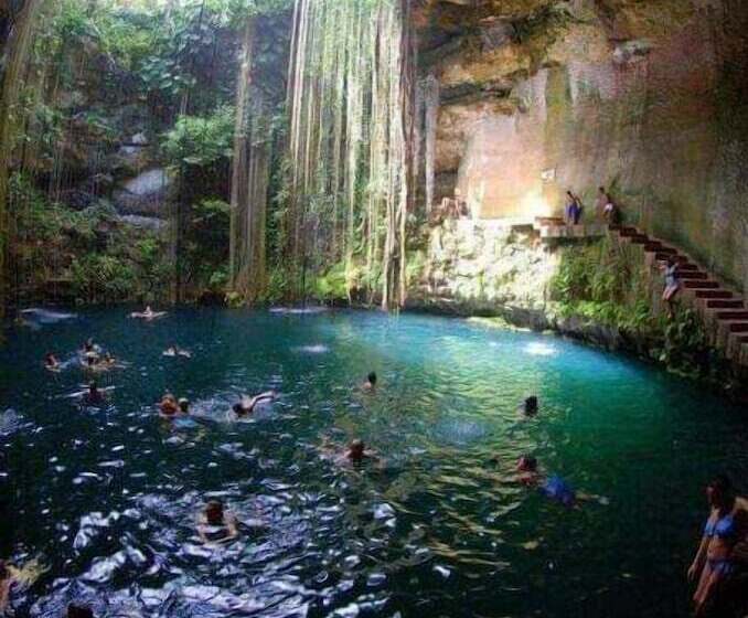 Hotelli Stardust Inn