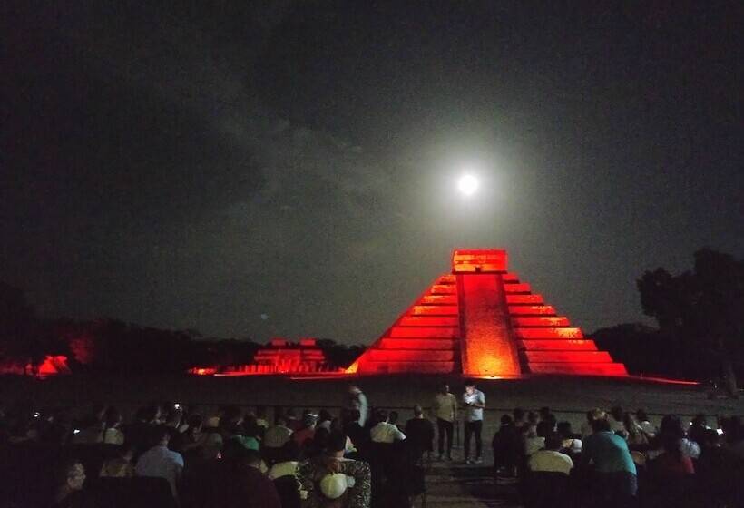 Hotelli Stardust Inn