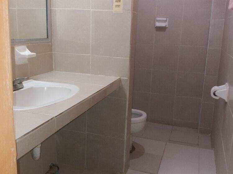 Hotelli Stardust Inn