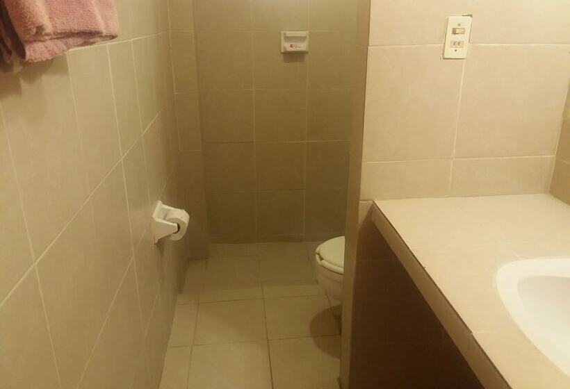 Hotelli Stardust Inn