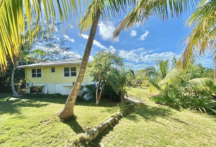 هتل The Sunset Cove And Rainbow Room