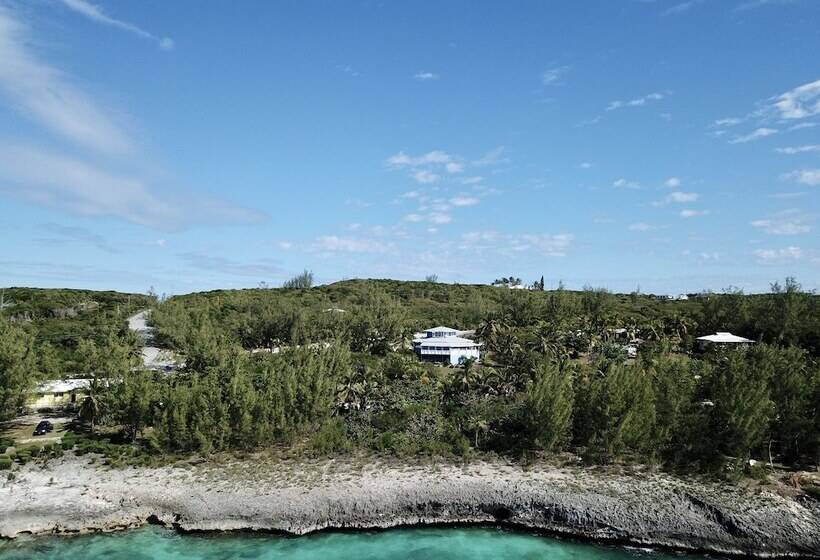 هتل The Sunset Cove And Rainbow Room