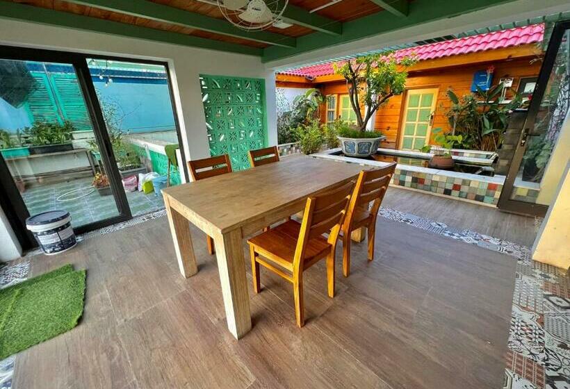 Lsuong  Homestay & Coffee  Venue Travel