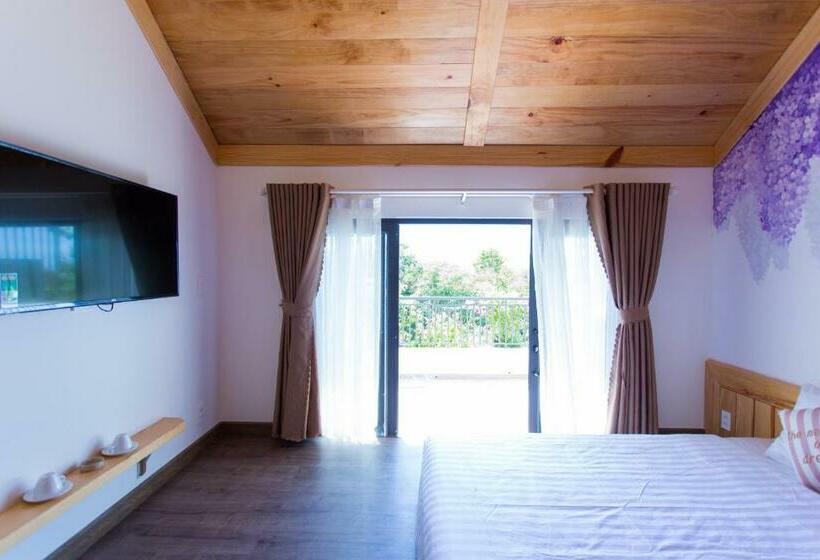 Lsuong  Homestay & Coffee  Venue Travel