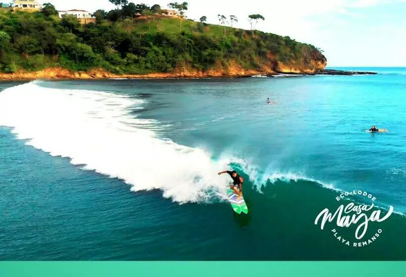 Retkeilymaja Casa Maya Eco Lodge Surf Retreat Seconds From The Beach