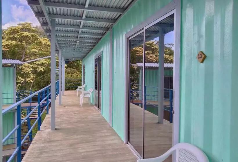 Retkeilymaja Casa Maya Eco Lodge Surf Retreat Seconds From The Beach