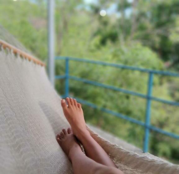 هاستل Casa Maya Eco Lodge Surf Retreat Seconds From The Beach